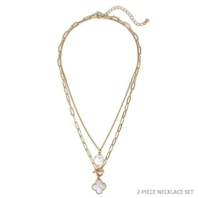 Gold Chain Link Pearl Clover Necklace