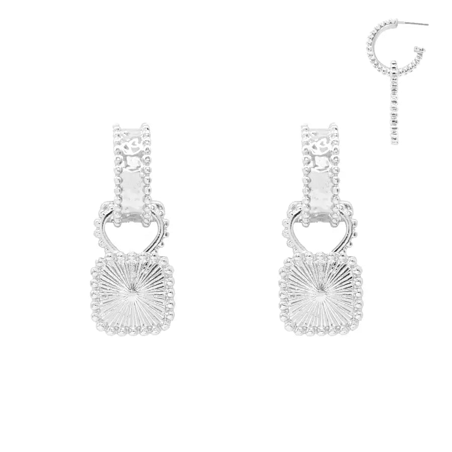 Ribbed Huggie Squared Earrings