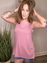 Load image into Gallery viewer, Rose Round Neck Tunic Top