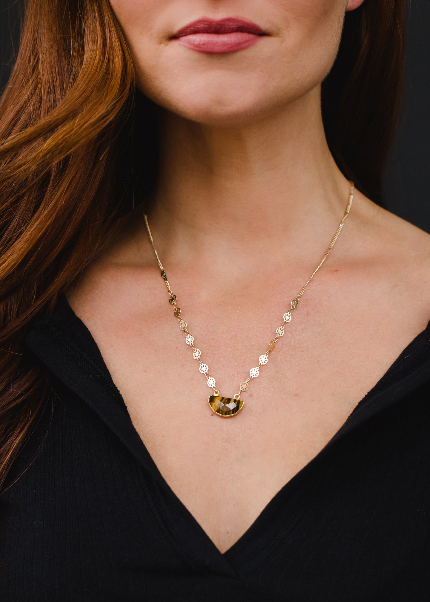 Brown Stone Pendant Necklace
