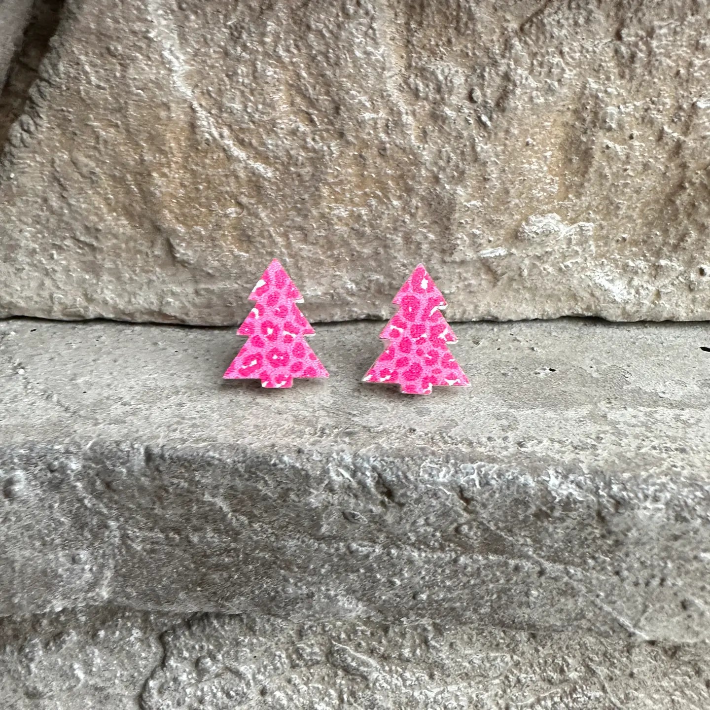 Pink Printed Christmas Tree Stud