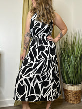 Load image into Gallery viewer, Black Abstract Halter Dress