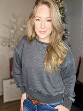 Load image into Gallery viewer, Heather Black Pullover Sweater