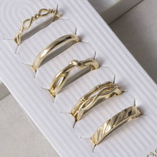 Load image into Gallery viewer, 5 Piece Gold Textured Band Ring Set
