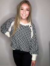 Load image into Gallery viewer, Black Patterned Sweater Top