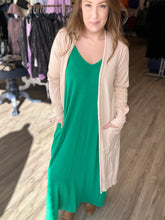 Load image into Gallery viewer, Green Pocketed Maxi Dress