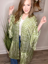 Load image into Gallery viewer, Olive Mixed Print Kimono