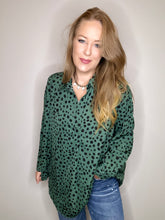 Load image into Gallery viewer, Hunter Green Speckle Print Long Sleeve Top