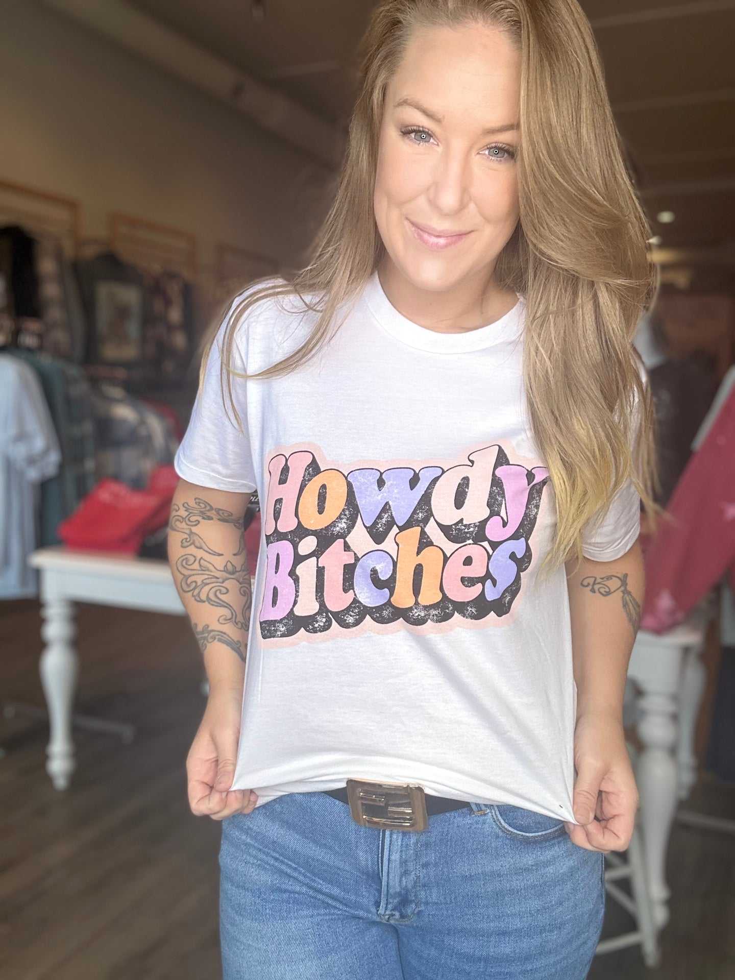 Howdy Graphic Tee