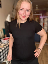 Load image into Gallery viewer, Black Essential Short Sleeve top
