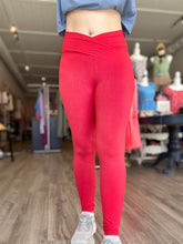 Load image into Gallery viewer, Red Cross Waist Leggings