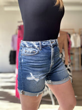 Load image into Gallery viewer, Distressed Hem Denim Shorts