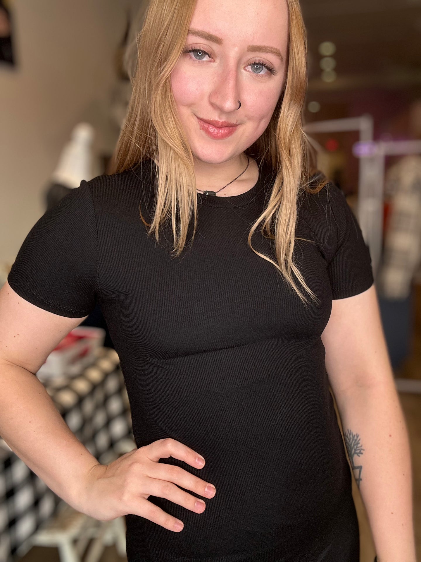 Black Essential Short Sleeve top