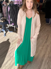 Load image into Gallery viewer, Green Pocketed Maxi Dress