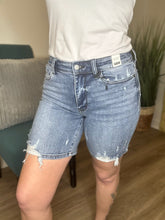 Load image into Gallery viewer, Judy Blue Distressed Bermuda Shorts