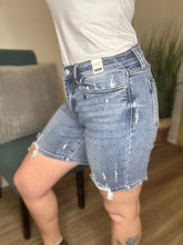 Load image into Gallery viewer, Judy Blue Distressed Bermuda Shorts