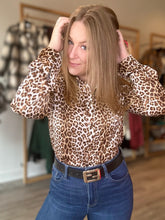 Load image into Gallery viewer, Wild Thing Printed Button Up Top