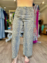 Load image into Gallery viewer, Printed Pattern Twill Pants