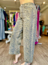 Load image into Gallery viewer, Printed Pattern Twill Pants