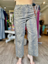 Load image into Gallery viewer, Printed Pattern Twill Pants