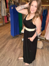 Load image into Gallery viewer, Black Pocketed Maxi Dress
