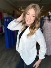 Load image into Gallery viewer, Off White 3/4 Sleeve Blazer