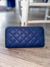 Load image into Gallery viewer, Quilted Wallets