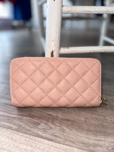 Load image into Gallery viewer, Quilted Wallets