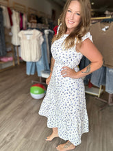 Load image into Gallery viewer, Ivory Ditsy Print Maxi Dress