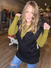 Load image into Gallery viewer, Black Quilted Hooded Vest
