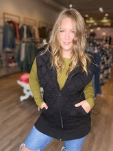 Load image into Gallery viewer, Black Quilted Hooded Vest
