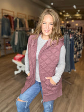 Load image into Gallery viewer, Rose Taupe Quilted Hooded Vest