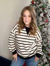 Load image into Gallery viewer, Black Striped Loose Fit Pullover