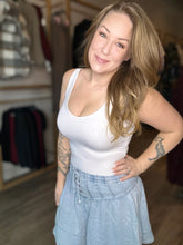 Load image into Gallery viewer, White Double Layered Tank Top