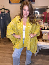 Load image into Gallery viewer, Yellow Textured Kimono