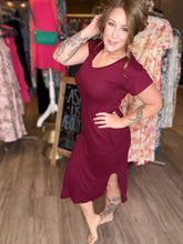 Load image into Gallery viewer, Burgundy Short Sleeve Maxi Dress