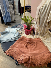 Load image into Gallery viewer, Clay Lace Woven Shorts