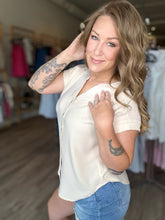 Load image into Gallery viewer, Beige Cuffed Sleeve Buttoned Top