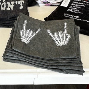 Skull Hands Rock Grey Mineral Wash