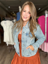 Load image into Gallery viewer, Cello Mid-Length Classic Denim Jacket