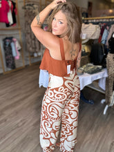 Load image into Gallery viewer, Bronze Printed Sleeveless Jumpsuit