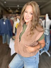 Load image into Gallery viewer, Mocha Sherpa Puffer Vest