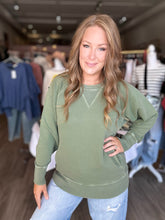 Load image into Gallery viewer, Olive Pocket Pullover