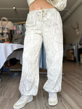 Load image into Gallery viewer, Gray Tree Camo Printed Joggers