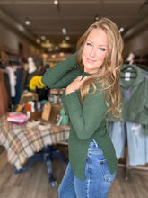 Load image into Gallery viewer, Green Ribbed Tunic Sweater