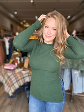 Load image into Gallery viewer, Green Ribbed Tunic Sweater