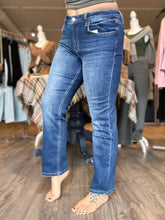 Load image into Gallery viewer, Lovervet Mid Rise Dark Wash Jeans