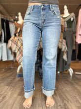 Load image into Gallery viewer, Lovervet Mid Rise Cuffed Jeans