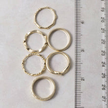 Load image into Gallery viewer, 5 Piece Gold Textured Band Ring Set