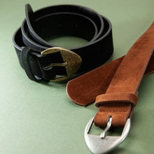 Load image into Gallery viewer, Black Bronze Buckle Belt